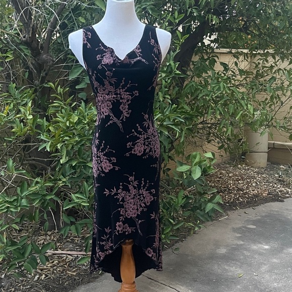 Charlotte Russe Black Floral Print Midi Dress Size M Crisscross Back - Picture 14 of 16